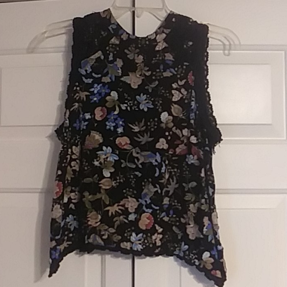 Floral tank top
